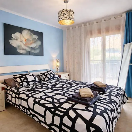 Tenerife South Apartment, 3 Pools, Sea View, Near Cristianos 公寓 *