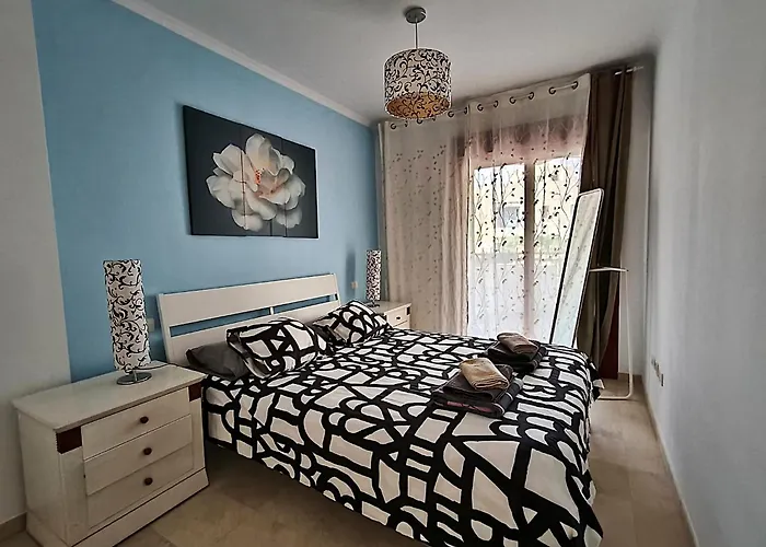 Beautiful Mar Con 4 Posti Letto E 3 Piscine Lejlighed *