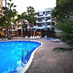 Beautiful Mar Con 4 Posti Letto E 3 Piscine *