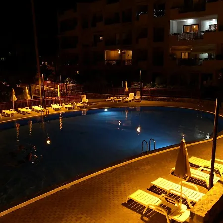 Beautiful Mar Con 4 Posti Letto E 3 Piscine Lejlighed