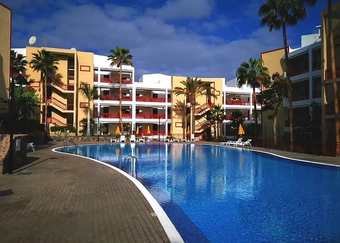 Beautiful Mar Con 4 Posti Letto E 3 Piscine דירה