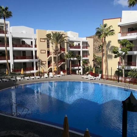 Tenerife South Apartment, 3 Pools, Sea View, Near Cristianos Apartman
